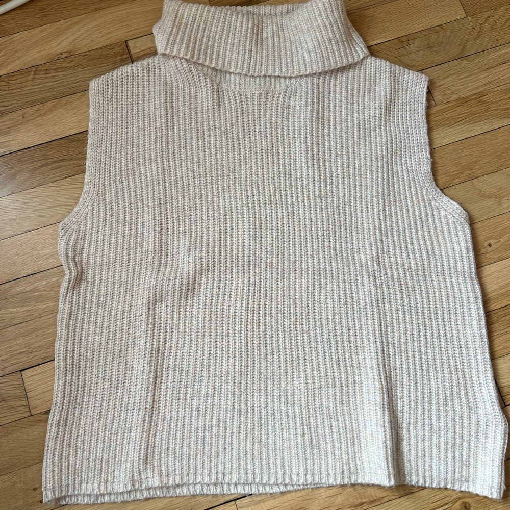 Rachel Zoe Cream Sleeveless Turtleneck Sweater